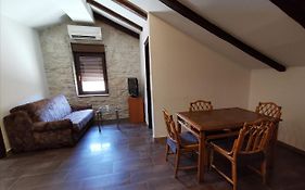 Apartment Dina